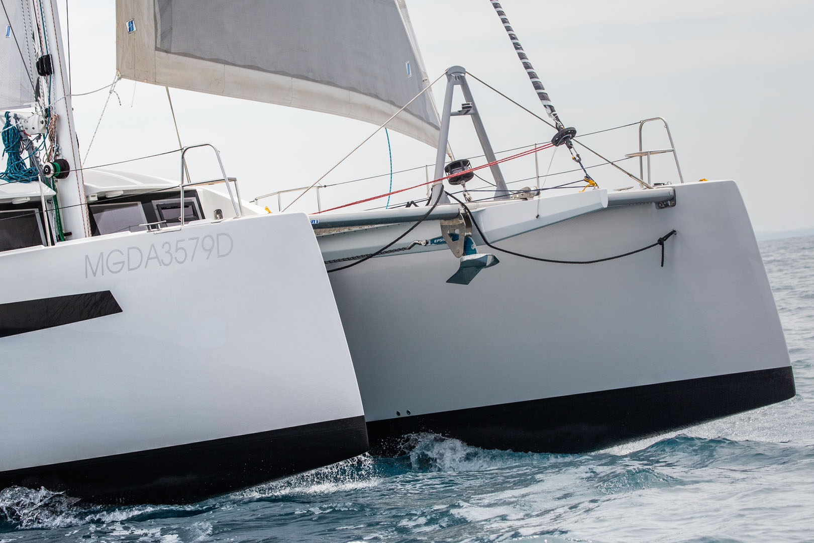 Comar C-Cat 48